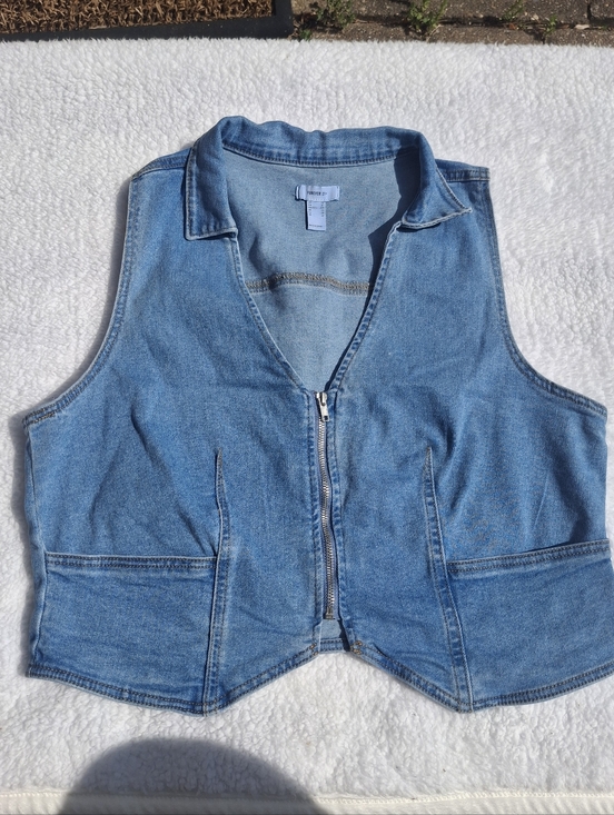 Forever 21 Jackets & Blazers - Forever 21 Light Blue Denim Vest - Size 2X
